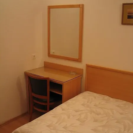 Single 2578b