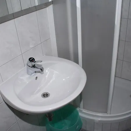 Single 2578b Baška Voda